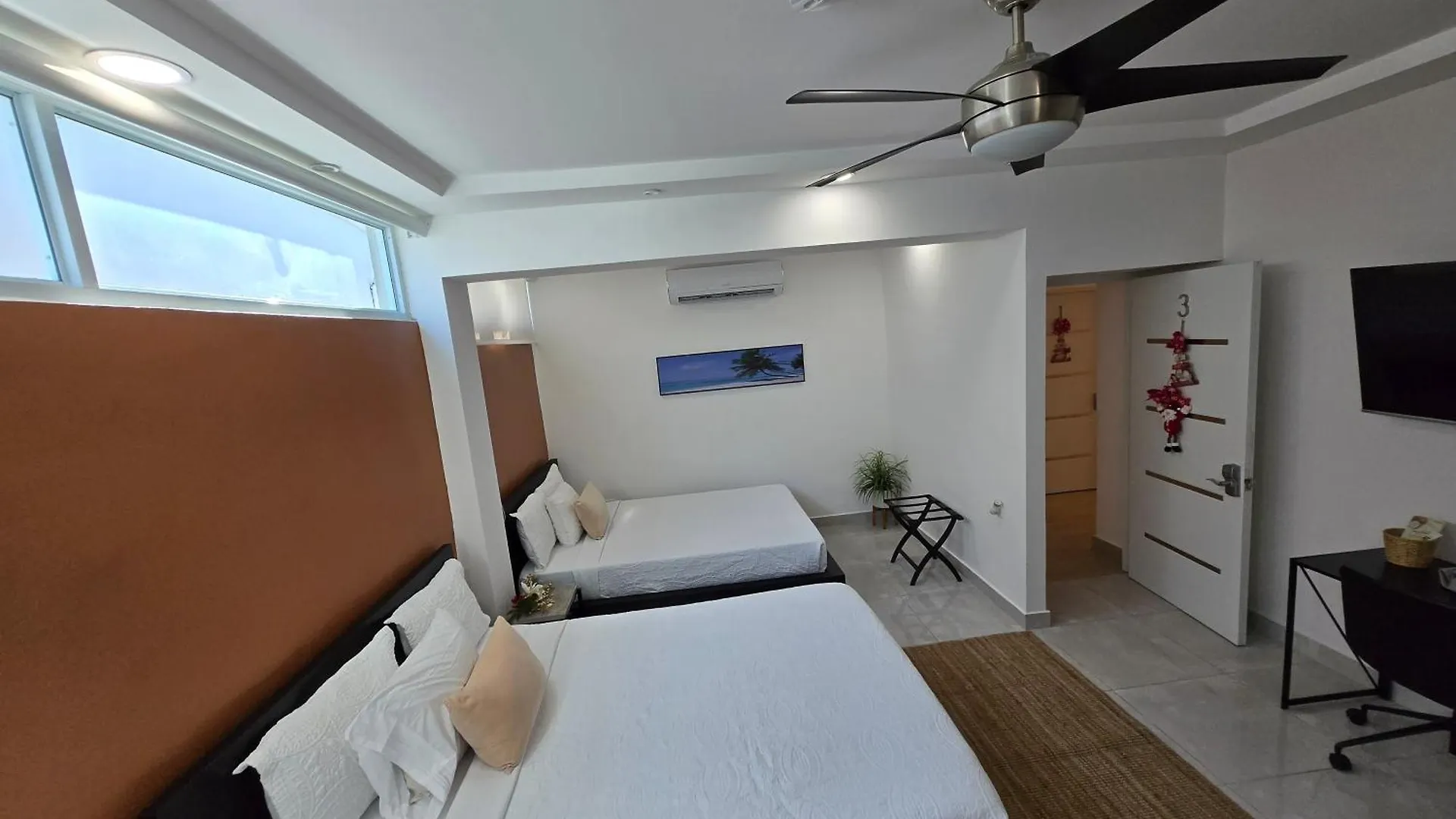 מלון סן חואן Elegant And Central Studio With Desk 0*,